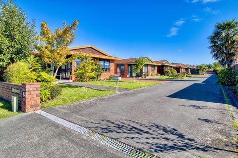 2/14 AVONDALE RD, Taradale, NAPIER
