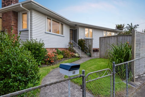 21 Dundee Place, Blockhouse Bay, Auckland