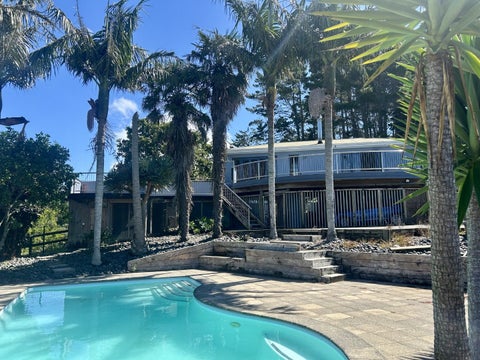 32 Christian Road, Swanson, Auckland