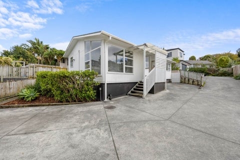27B Keegan Drive, Massey, Auckland