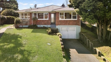 8 Kirton Crescent, Manurewa, Auckland