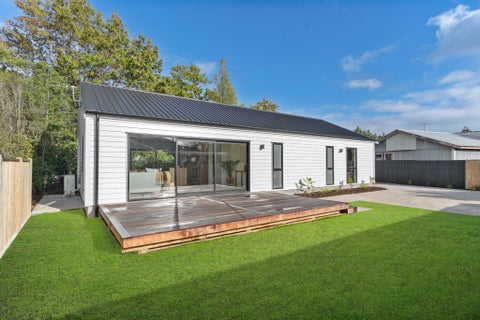 9 Lansdowne Crescent, Lansdowne, Masterton