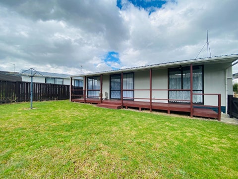 1/11 Nearco Street, Randwick Park, Auckland