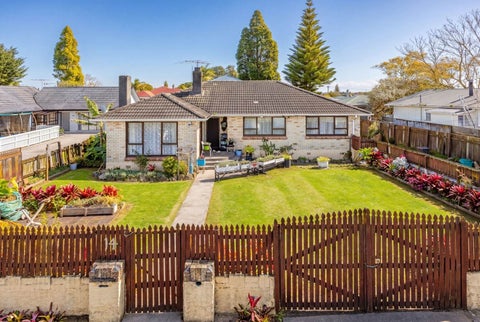 14 Grove Road, Papakura, Papakura