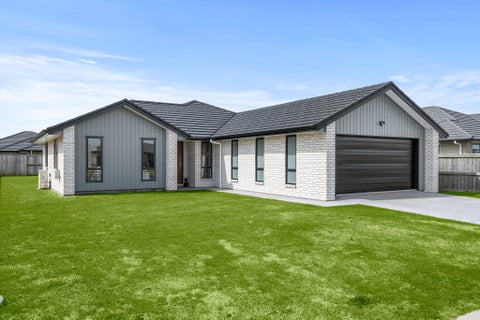 21 Kaurinui Crescent, One Tree Point