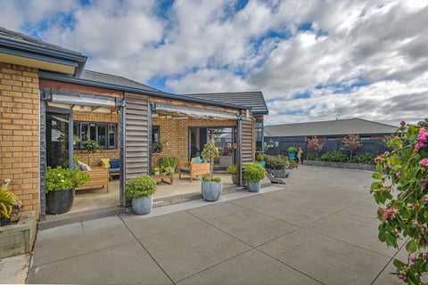 8 Crabapple Close, Milson, Palmerston North