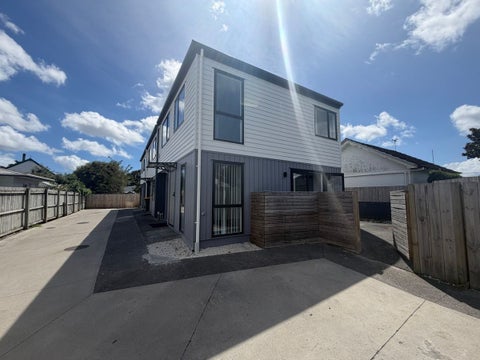 8 Whangamaru Way, Papakura, Papakura