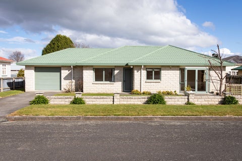 9 Alexandra Street, Dannevirke