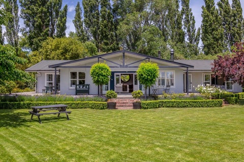 233 Fraters Road, Martinborough