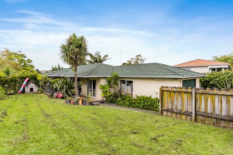 68 Whitford Road, Botany Downs, Auckland