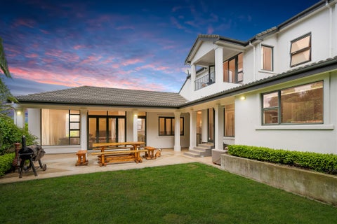 1 Corrondella Grove, Belmont, Lower Hutt