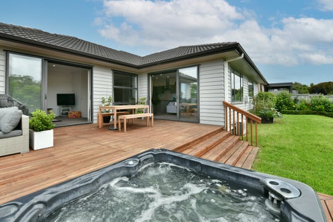 8 Bridal Place, Silverdale, Silverdale