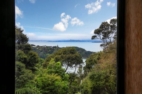 5 Laingholm Drive, Laingholm, Auckland