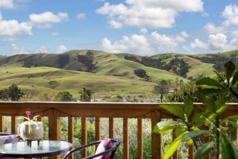 17 Empressa Heights, Helensville, Helensville