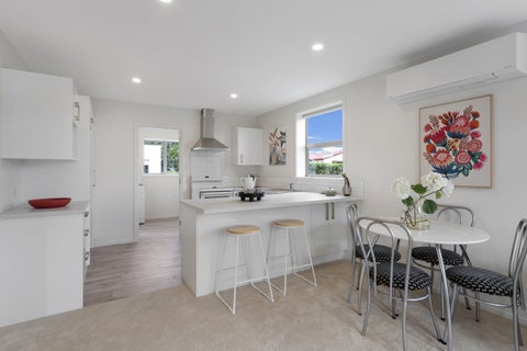 225 Union Street, Milton