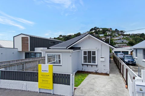 16 Argentine Avenue, Miramar, Wellington