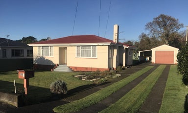 11 Burns Street, Hawera