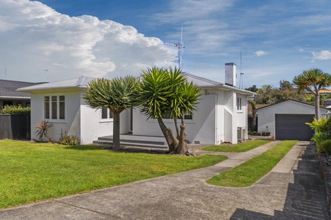 11 Goods Road, Otumoetai, Tauranga