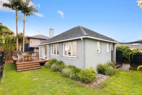 9 Brookfield Avenue, Onehunga, Auckland