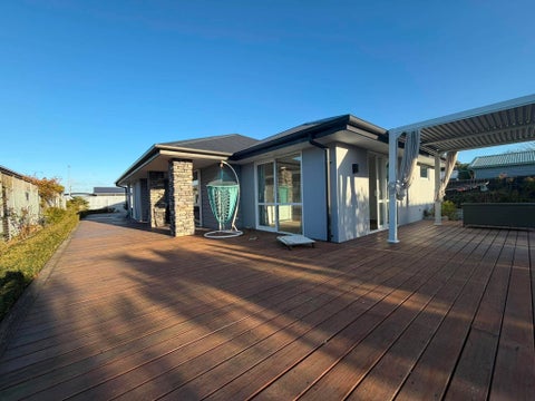 160 Pacific Road, North New Brighton, Christchurch