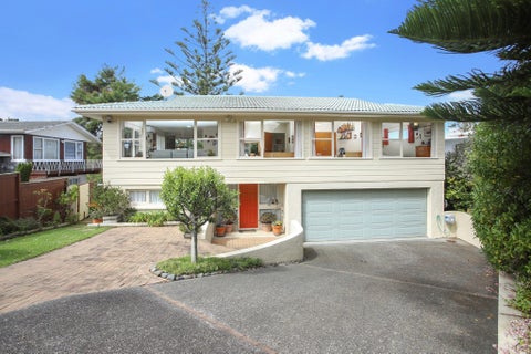 16 Tropicana Drive, Mount Roskill, Auckland