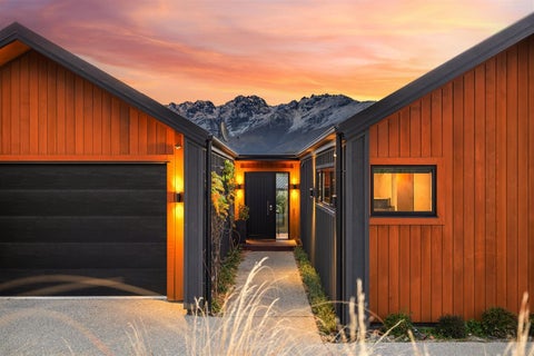 3 Polperro Court, Jacks Point, QUEENSTOWN