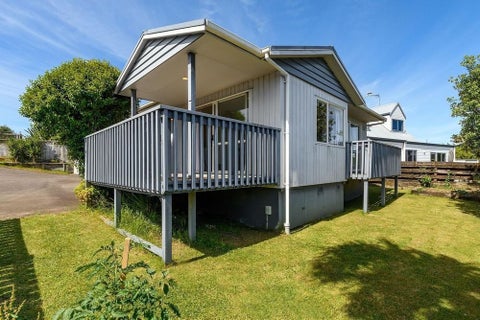 16B Bristol Avenue, Brookfield, Tauranga
