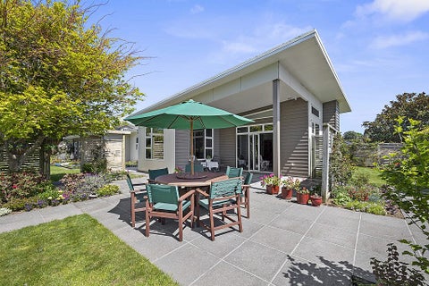 10B Long Place, Frankleigh Park, New Plymouth