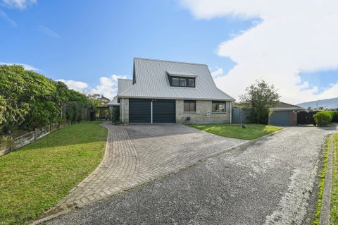 24 Gillam Crescent, Springfield, Rotorua