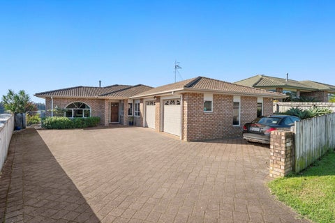 36 WATERSIDE DRIVE, Pyes Pa, Tauranga
