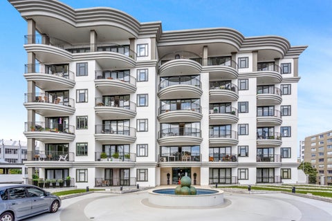 4J/118 Gladstone Road, Parnell, Auckland