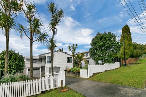 11 James Street, Glenfield, Auckland