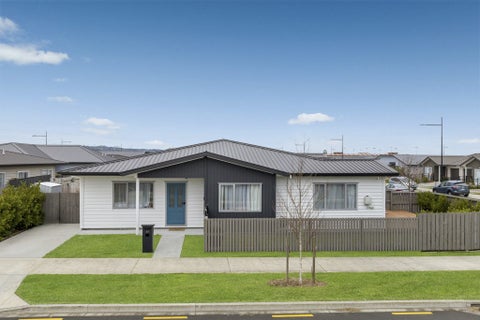 21 Whareatua Avenue, Takanini, Auckland