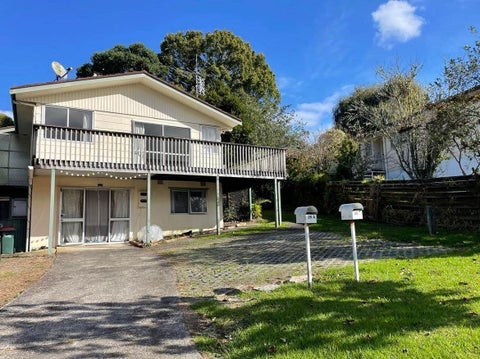 26 Regency Place, Sunnynook, Auckland