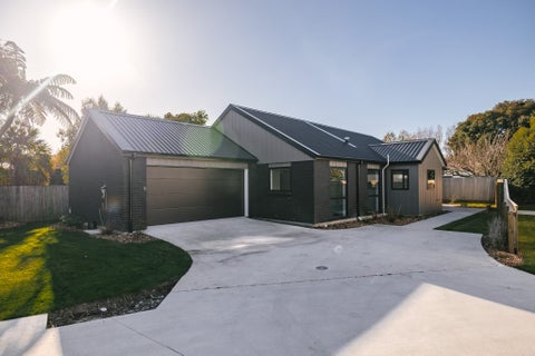 8 Cypress Lane, Balclutha