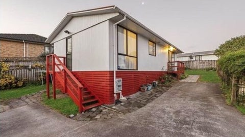 2/27 Nearco Street, Randwick Park, Auckland