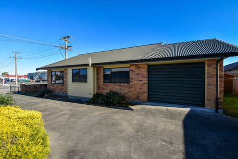 38 Belvedere Road, Carterton