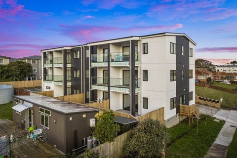 103/4 Richards Avenue, Papatoetoe, Auckland