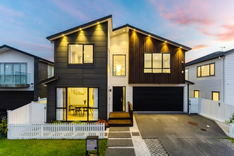 11 Bight Road, Long Bay, Auckland