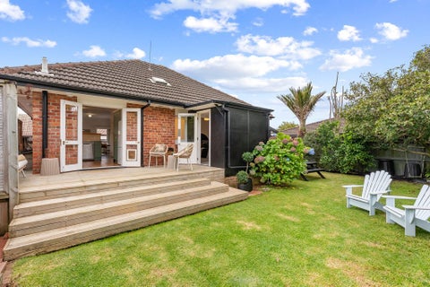 1/132A Selwyn Street, Onehunga, Auckland