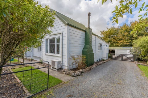 9 Collins Street, Waipawa, Waipawa