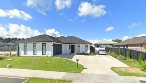 8 Opouatu AVE, Glenbrook, Glenbrook