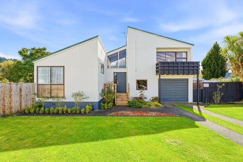 8 Ash Place, Aramoho, Whanganui