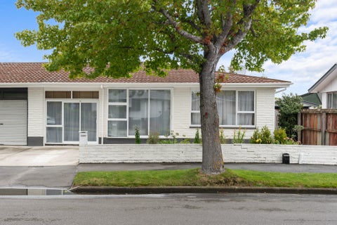 1/6 Valerie Place, Redwood, Christchurch