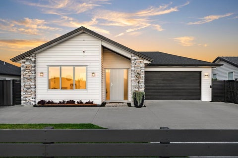 7 Walter Ruddock Avenue, Kumeu