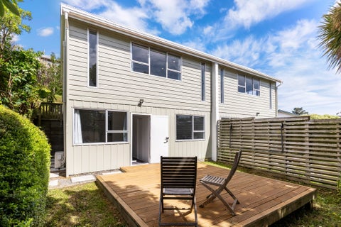 5 Brydon Way, Paparangi, Wellington
