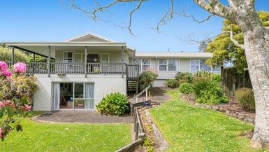 27 Hand Road, Helensville, Helensville