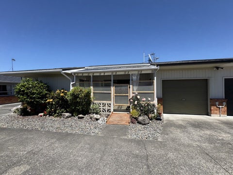 4/20 BOWLING ROAD, GREENMEADOWS, NAPIER