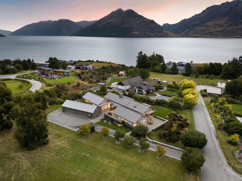 3 Bayonet Peak Place, Drift Bay, Queenstown
