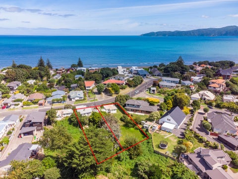 24 Wharemauku Road, Raumati Beach, Paraparaumu